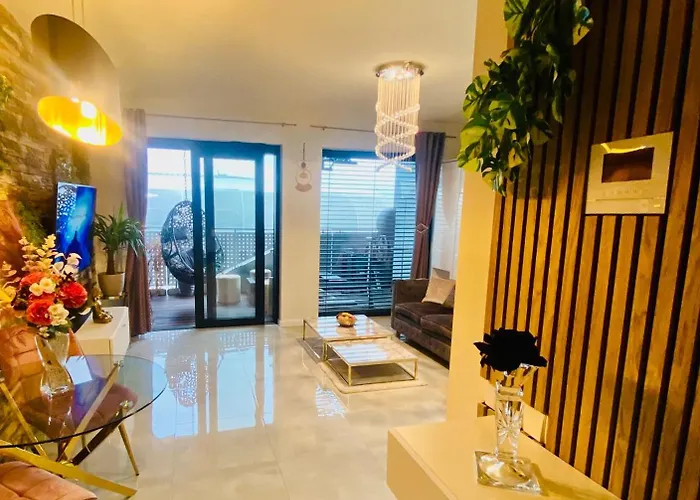 Tehelne Pole, Bajkalska 2e