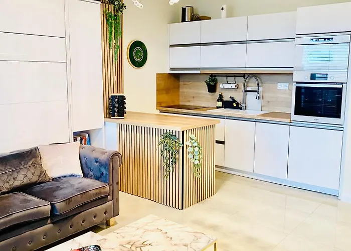 Tehelne Pole, Bajkalska 2e ブラチスラヴァ