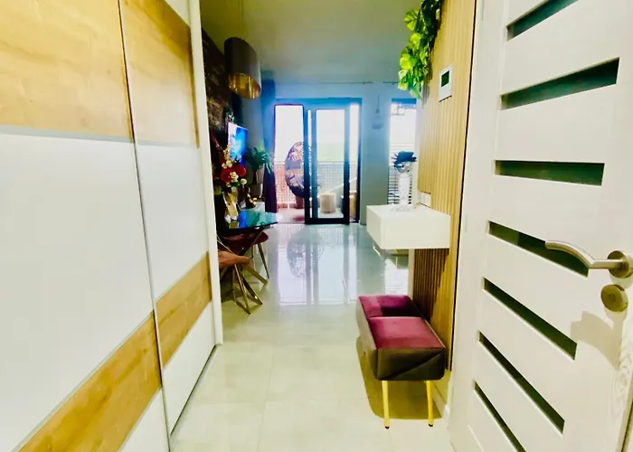 Tehelne Pole, Bajkalska 2e ブラチスラヴァ